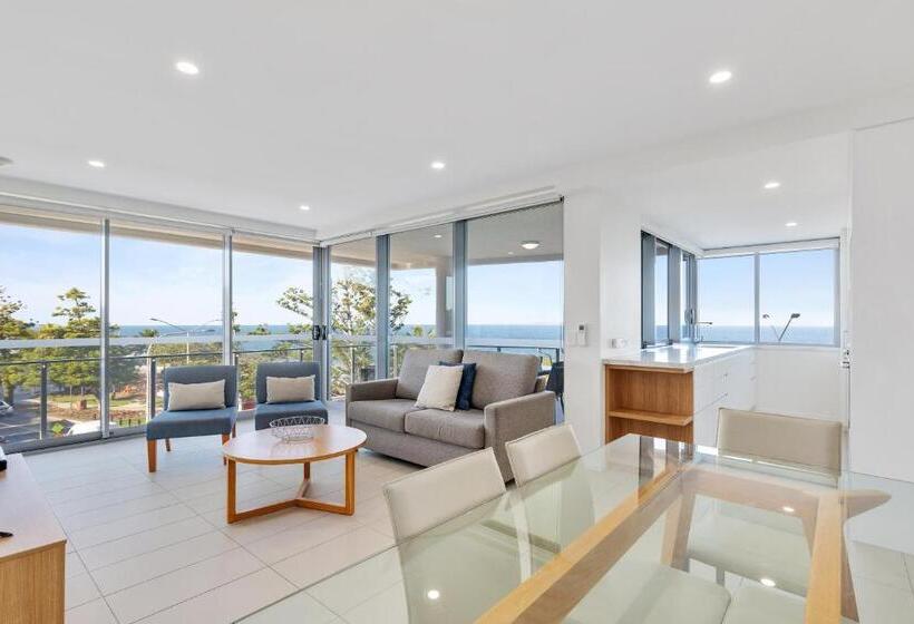 2 Bedroom Apartment with Views, Salt Yeppoon