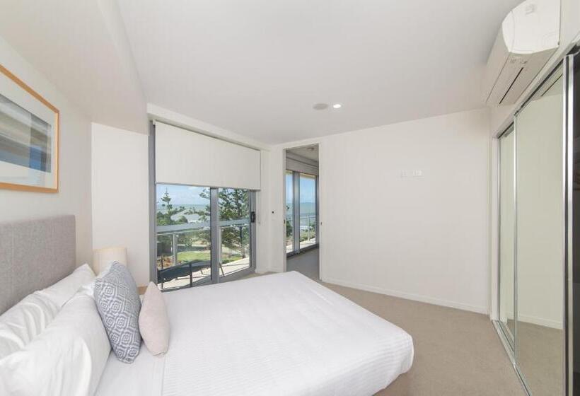 2 Bedroom Apartment with Views, Salt Yeppoon