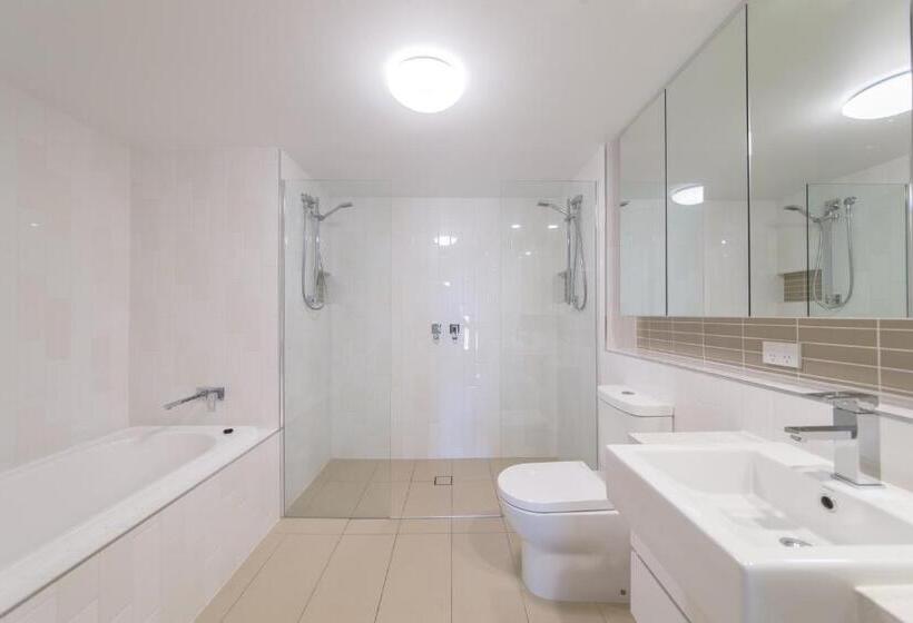 2 Bedroom Apartment with Views, Salt Yeppoon