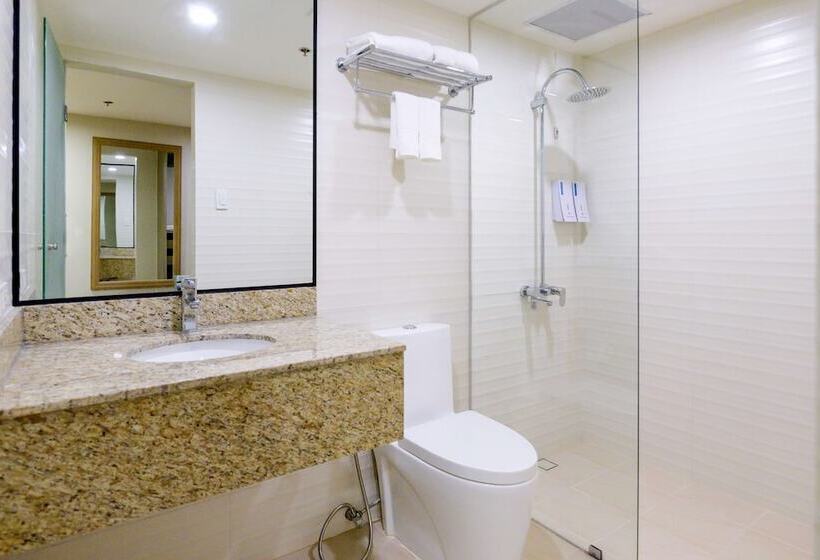 Номер Superior, Surestay Plus By Best Western Cebu City