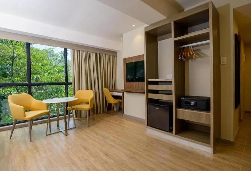 スイート（家族用）, Surestay Plus By Best Western Cebu City