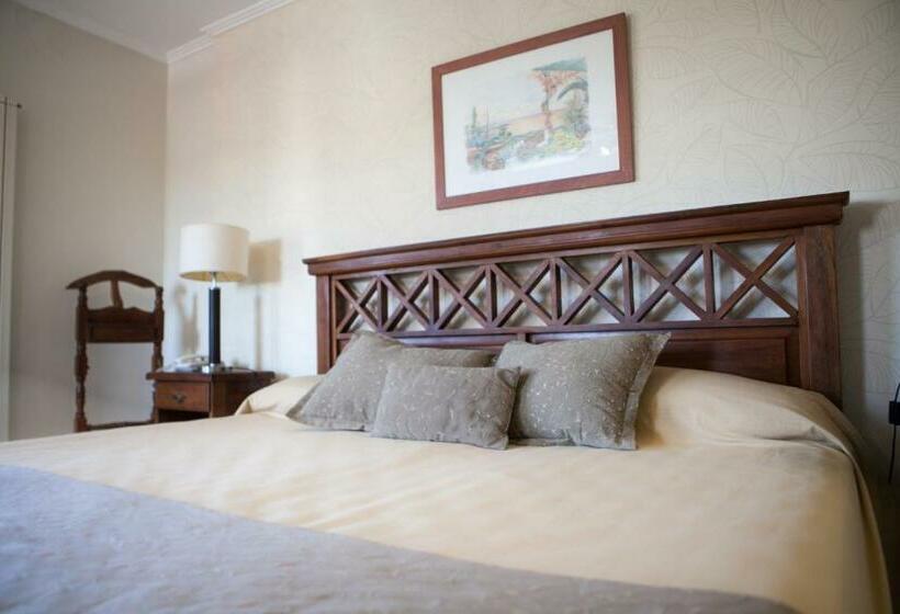 חדר דלוקס, Bagu Pinamar