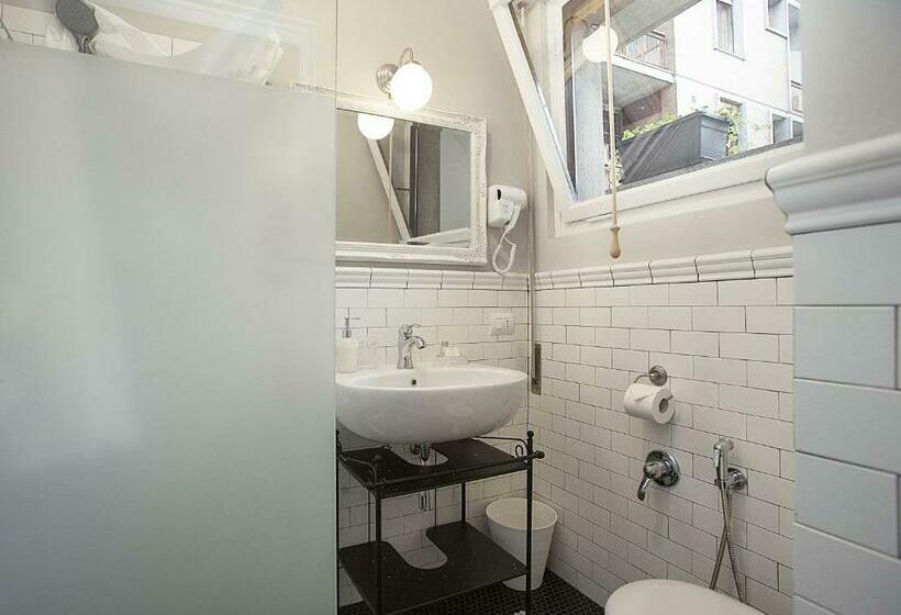 اتاق لوکس یک تخته, B&b La Nannina