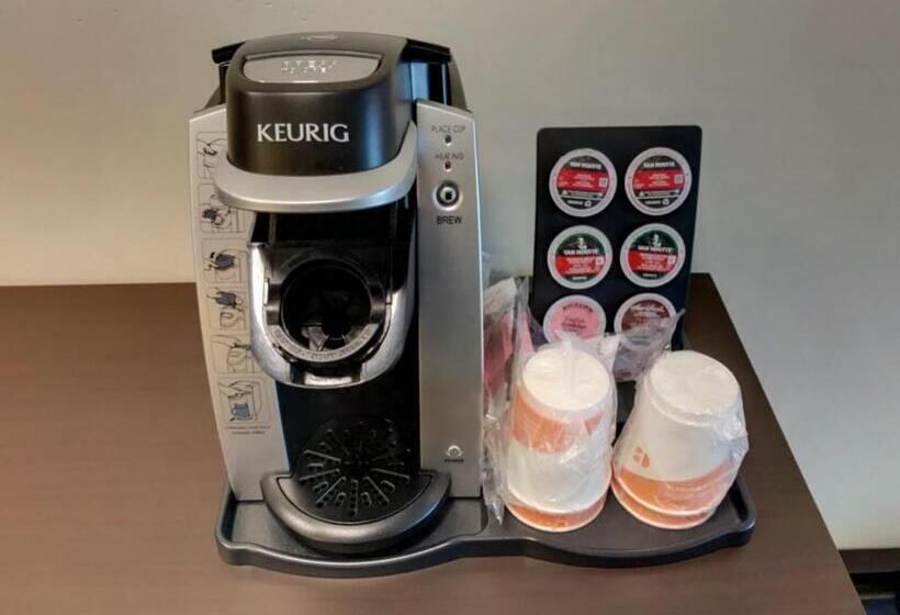 חדר סטנדרט, מיטת קינג, מותאם לאדם עם מוגבלויות, Comfort Inn & Suites