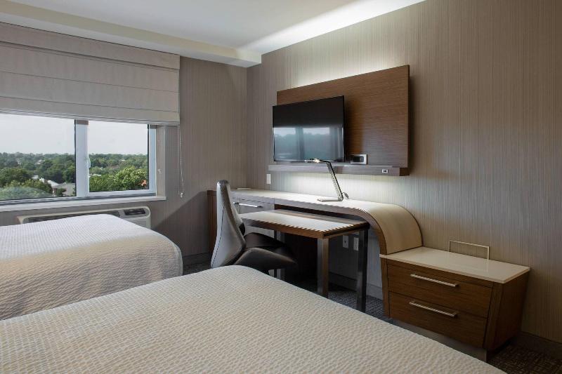 标准间, Courtyard By Marriott New York Queens/fresh Meadows