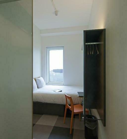 经济房, Easyhotel Amsterdam Arena Boulevard