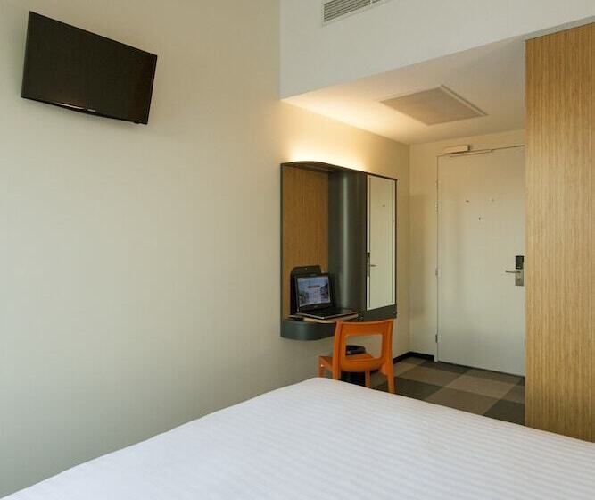 标准间, Easyhotel Amsterdam Arena Boulevard
