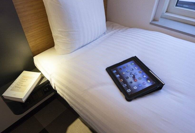 标准间, Easyhotel Amsterdam Arena Boulevard