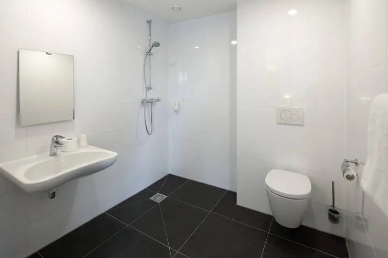 Standard Neljän Hengen Huone, Easyhotel Amsterdam Arena Boulevard