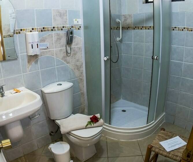 חדר סופריור יחיד, Gomero