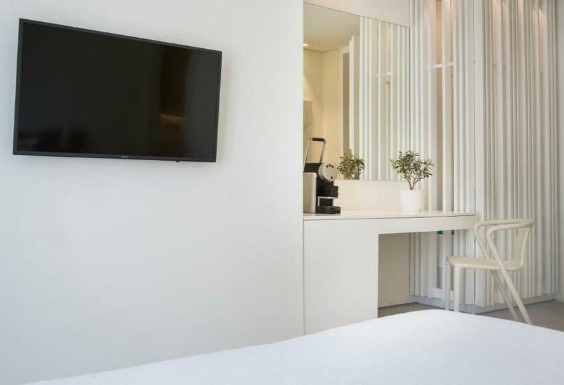 シングルデラックスルーム, Mykonos Dove Beachfront