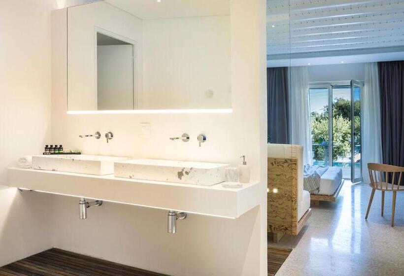 Suite with Pool, Mykonos Dove Beachfront