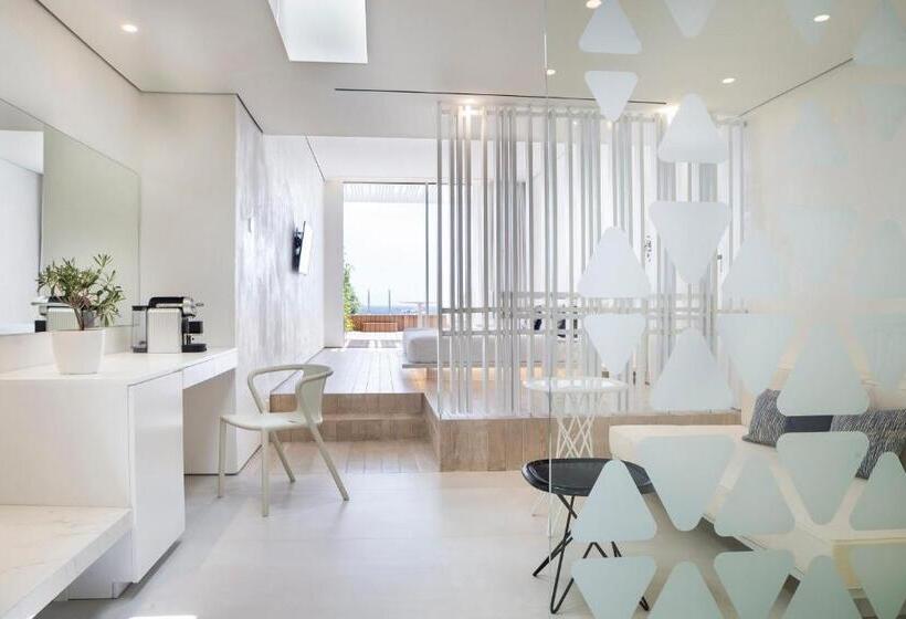 オーシャンビュースイート, Mykonos Dove Beachfront