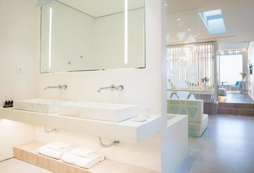 オーシャンビュースイート, Mykonos Dove Beachfront