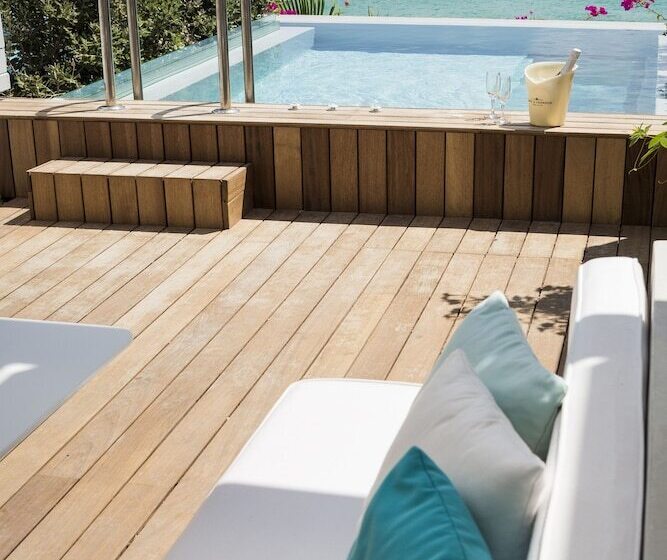 オーシャンビュースイート, Mykonos Dove Beachfront