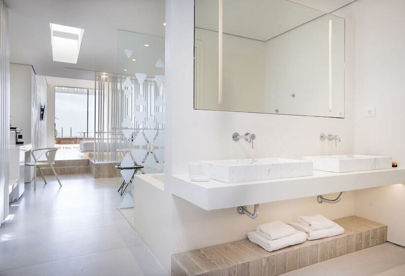 オーシャンビュースイート, Mykonos Dove Beachfront