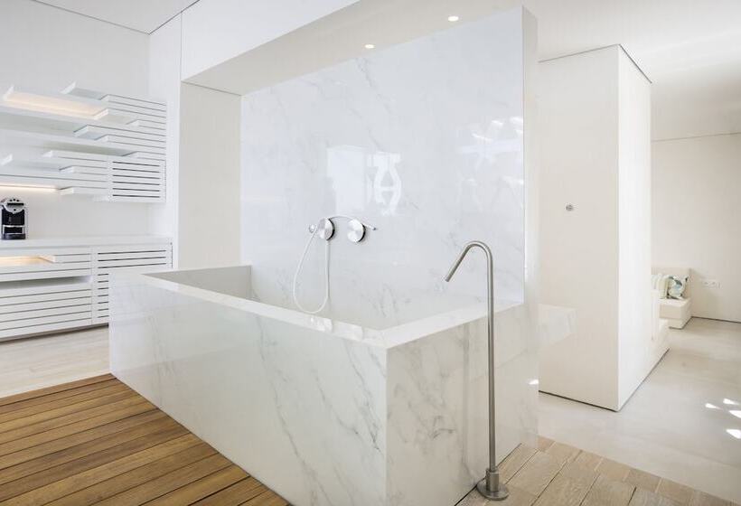 オーシャンビュースイート, Mykonos Dove Beachfront