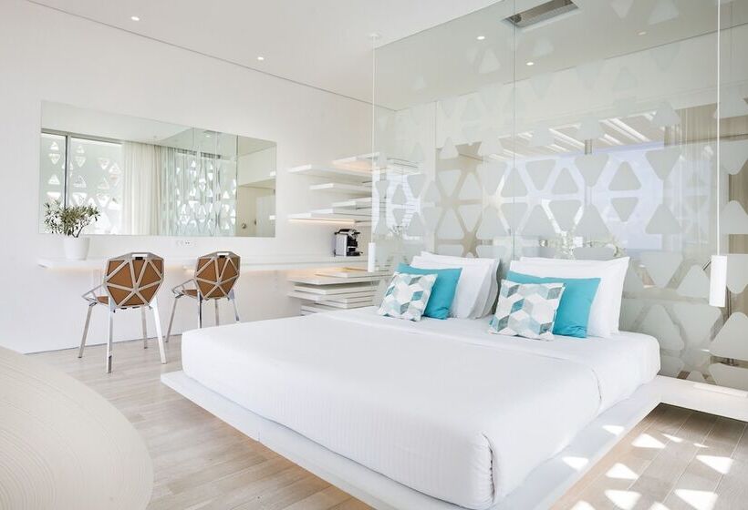 オーシャンビュースイート, Mykonos Dove Beachfront