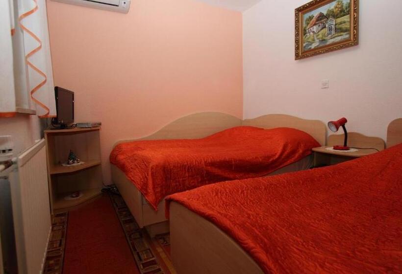 آپارتمان 1 خوابه, Rooms & Apartments Jana