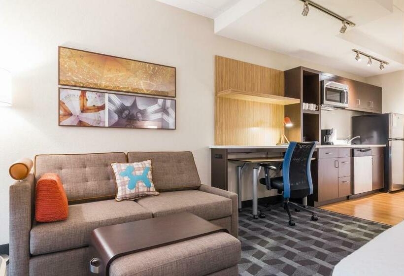 キングサイドベッドのスタンダードワンルーム, Towneplace Suites By Marriott Edmonton South