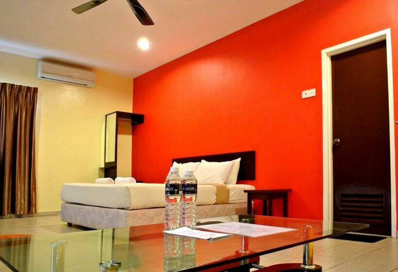 Suite King Bed, Wau Hotel & Café