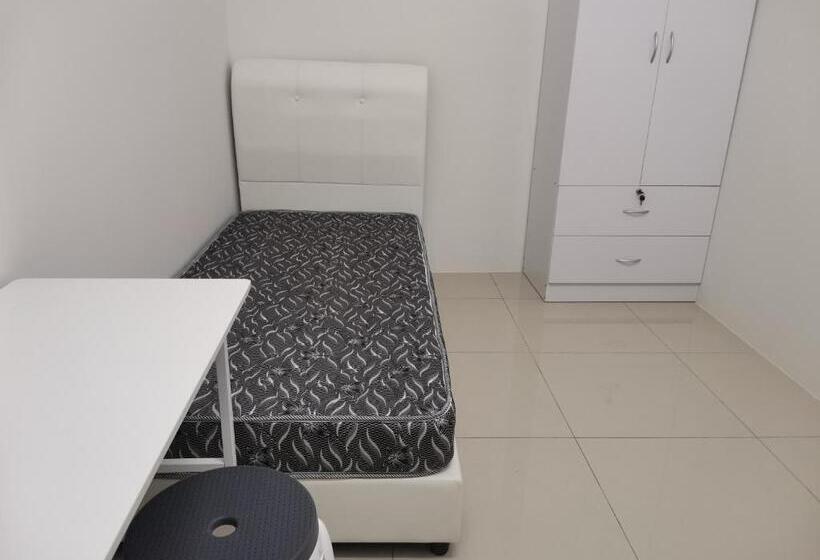 Номер Economy Индивидуальный, Color Mixed Home Hostel