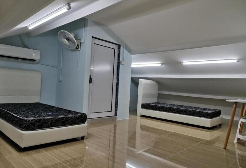 Номер Стандарт, Color Mixed Home Hostel