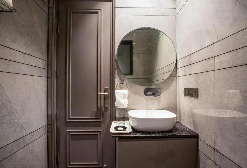 Deluxe-huone, Viasora