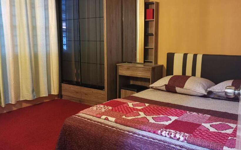 בית, 3 חדרי שינה, Aqiza Home Kuala Krai