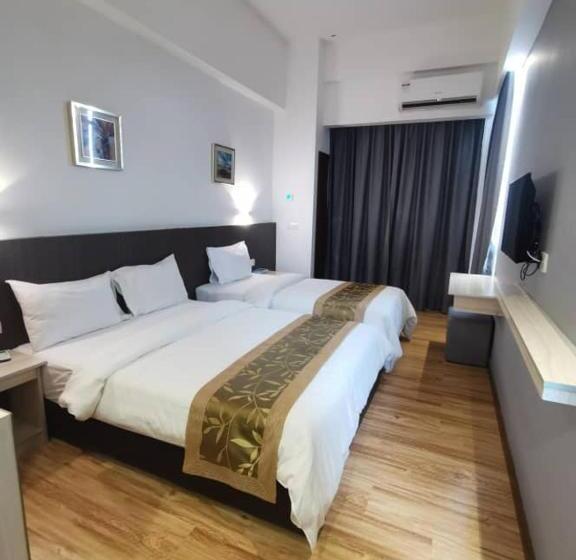디럭스 트리플 룸, Sentral View Hotel Bintulu