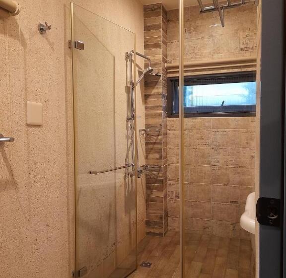 اتاق استاندارد چهار تخته, 宜蘭羅東包棟民宿 三生三世 3 Love B&b 近清溝夜市 羅東夜市 國旅卡特約店