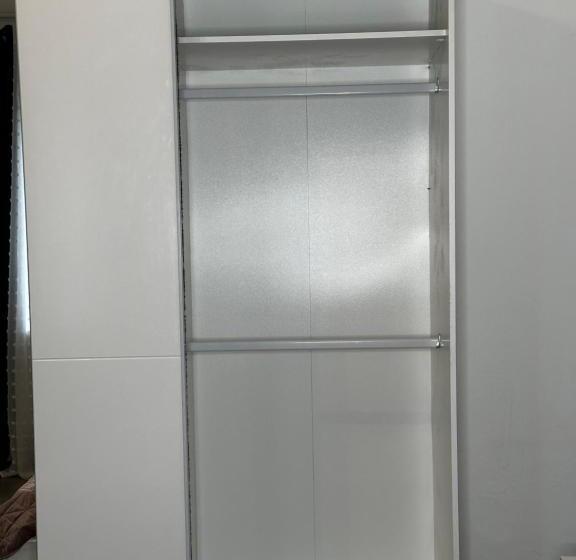 패밀리 룸, Airport17 B&b