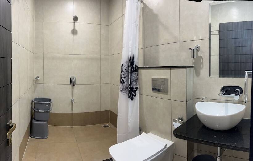 Deluxe Szoba, Ajinkya Palace