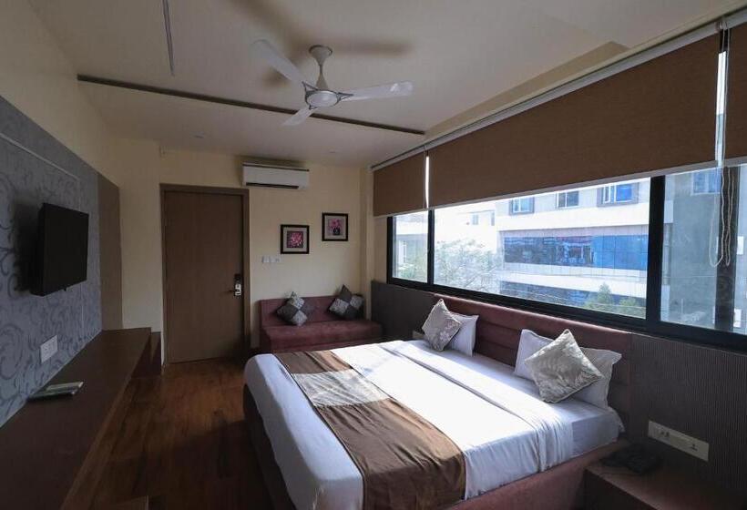 Номер Стандарт, Sur