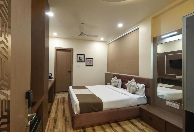 Номер Стандарт, Sur