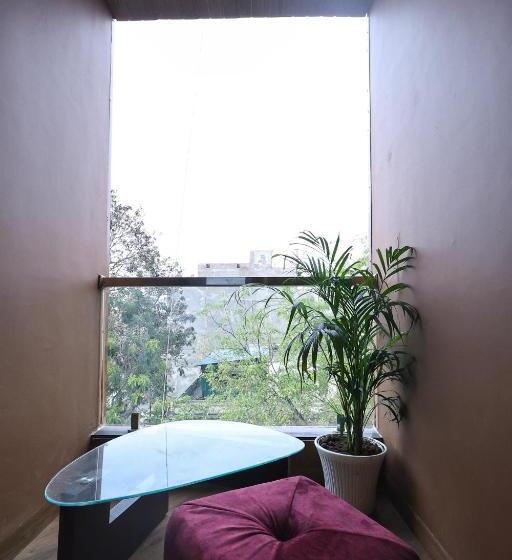 Трехместный Номер Стандарт с Балконом, Sur