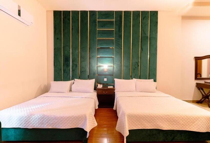 패밀리 스위트, Vip House Peshawar