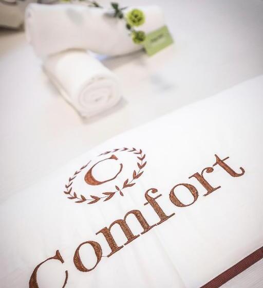 اتاق استاندارد, Hostel Tst