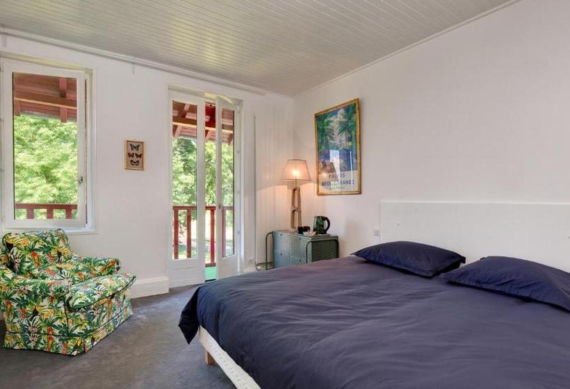 패밀리 스위트, Le Monde De Charlie