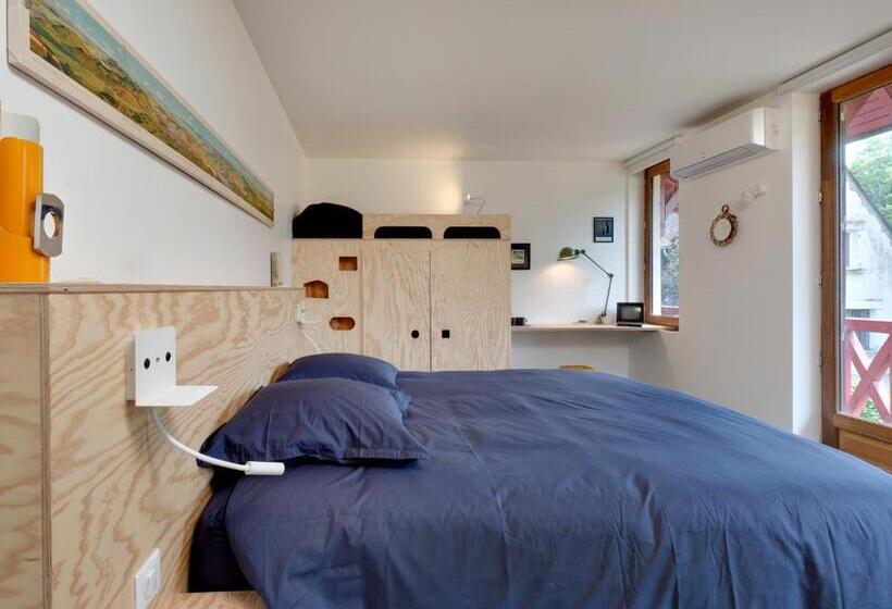 디럭스 룸, Le Monde De Charlie