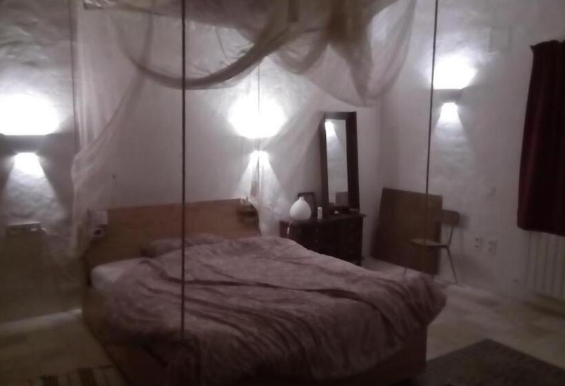 3间卧室的房子, Milagro De Algar