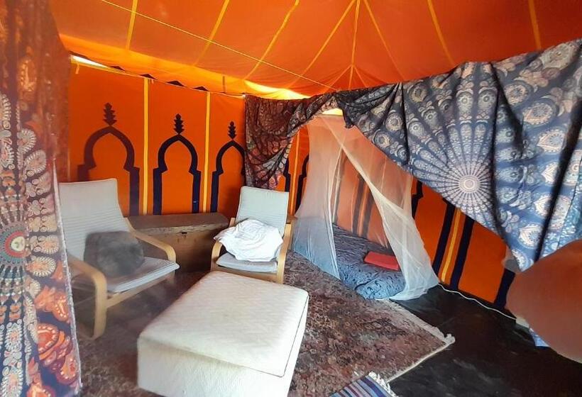 家庭间, Milagro De Algar