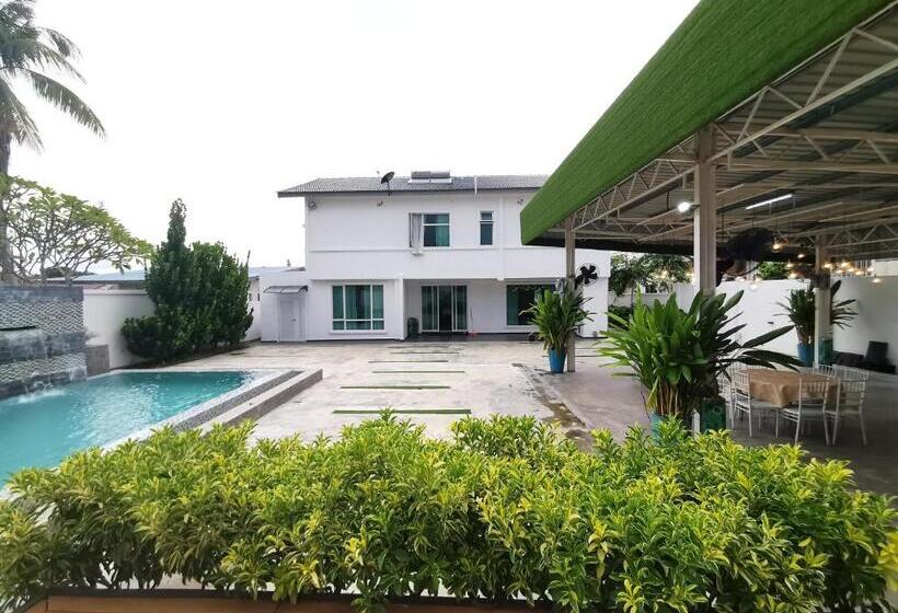 Номер Стандарт Трехместный, Secret Garden Warni Villa