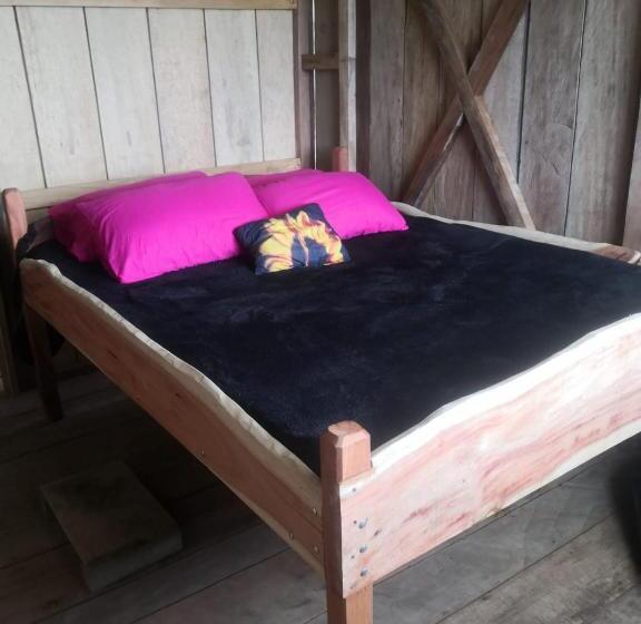 マウンテンビュースタンダードルーム, Finca Del Cielo