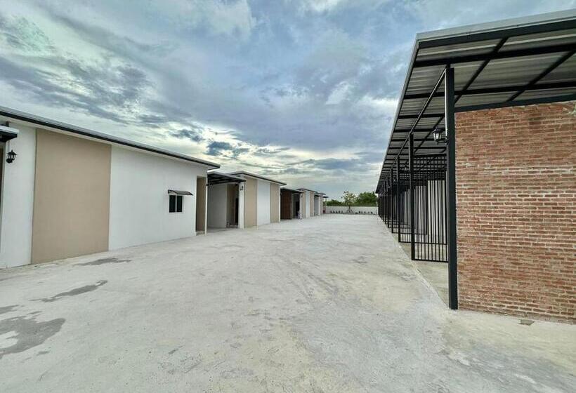 スタンダードルーム, 24 Sleep Resort Khlong Luang Hospital