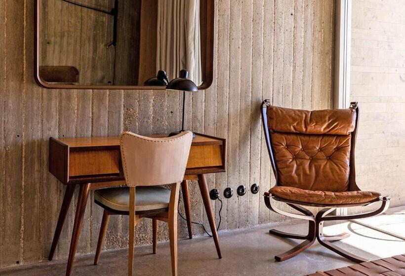 スイート, Cas Amaro