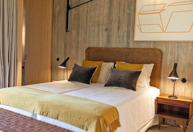 スイート, Cas Amaro