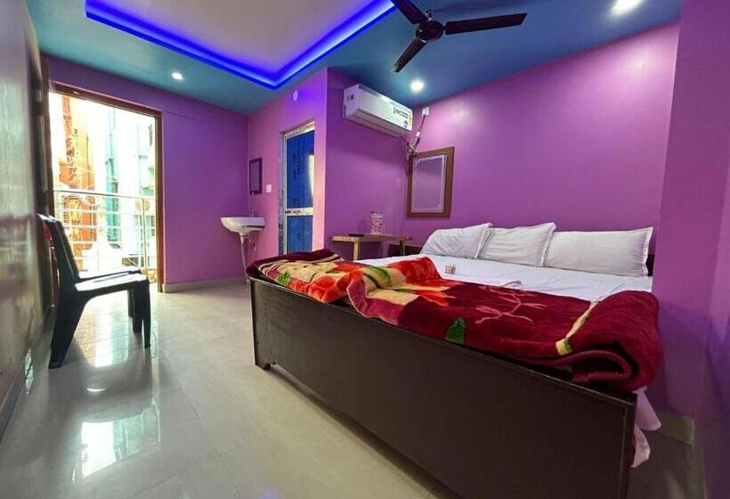 اتاق لوکس, New Nayantara Lodge