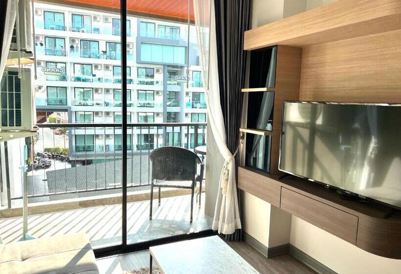 Apartament 1 Dormitor, 一卧现代迷人公寓@kata Beach, 步行5分钟