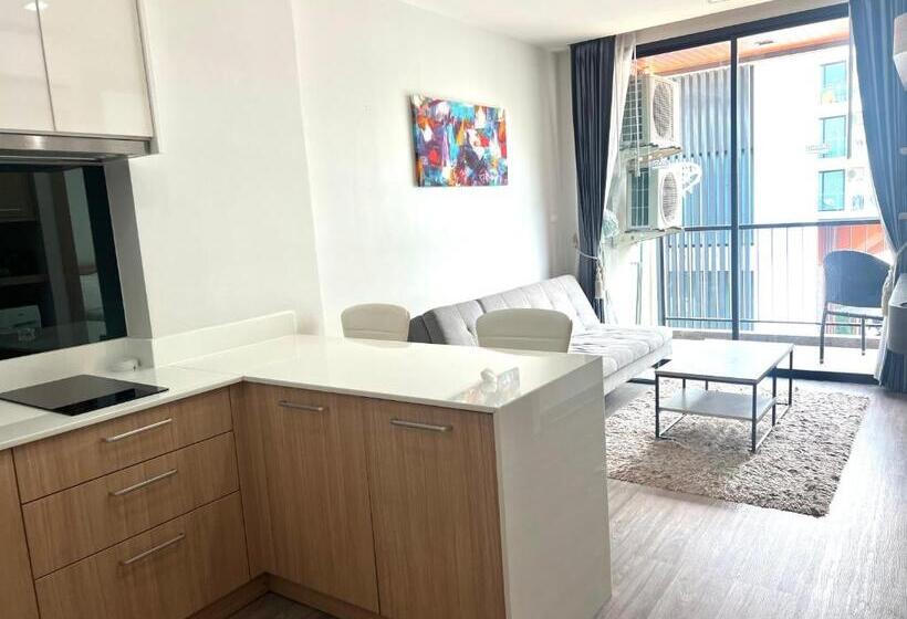 Apartament 1 Dormitor, 一卧现代迷人公寓@kata Beach, 步行5分钟